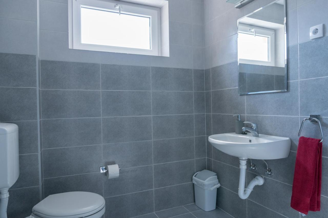 Gerardus Apartmani Vrsac Bagian luar foto