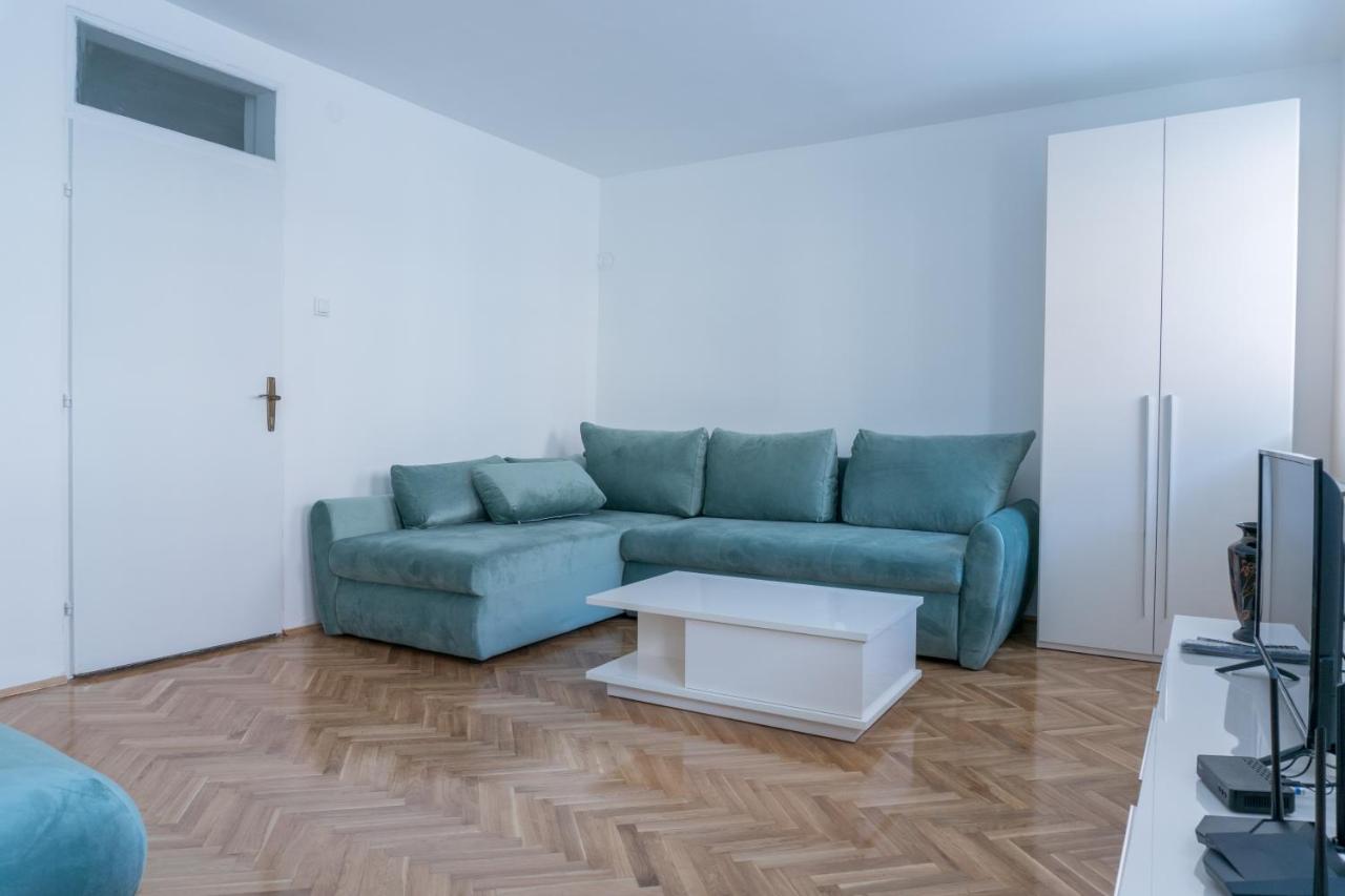 Gerardus Apartmani Vrsac Bagian luar foto
